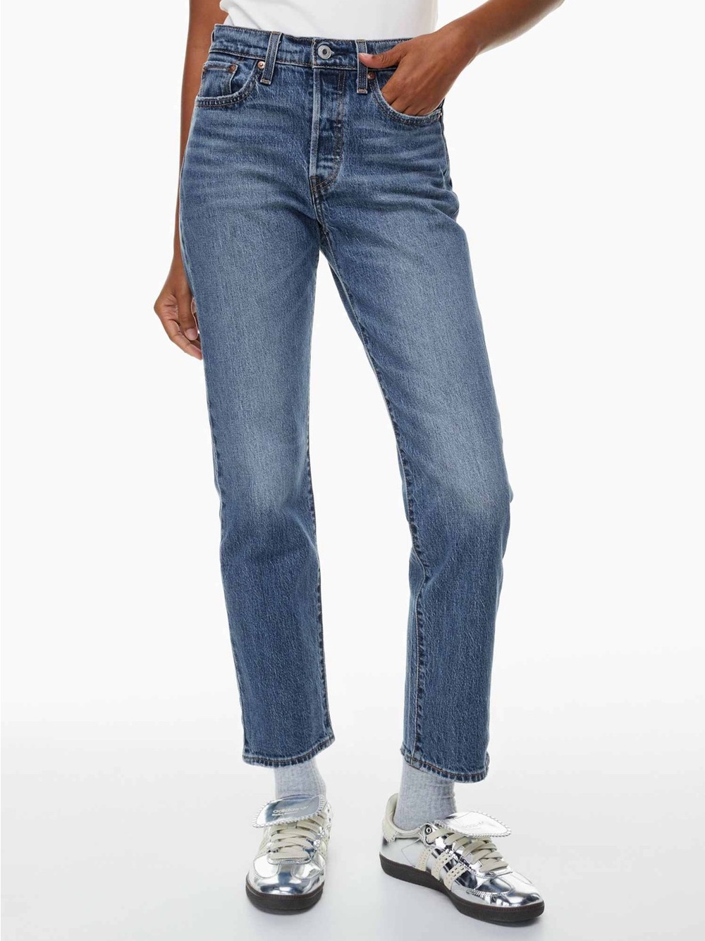 Levi’s Wedgie Straight High Rise Jeans Size 26 Medium Wash Button Fly